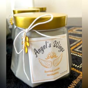 A candle with an awakening scent that gives you tranquility and peaceful feeling
